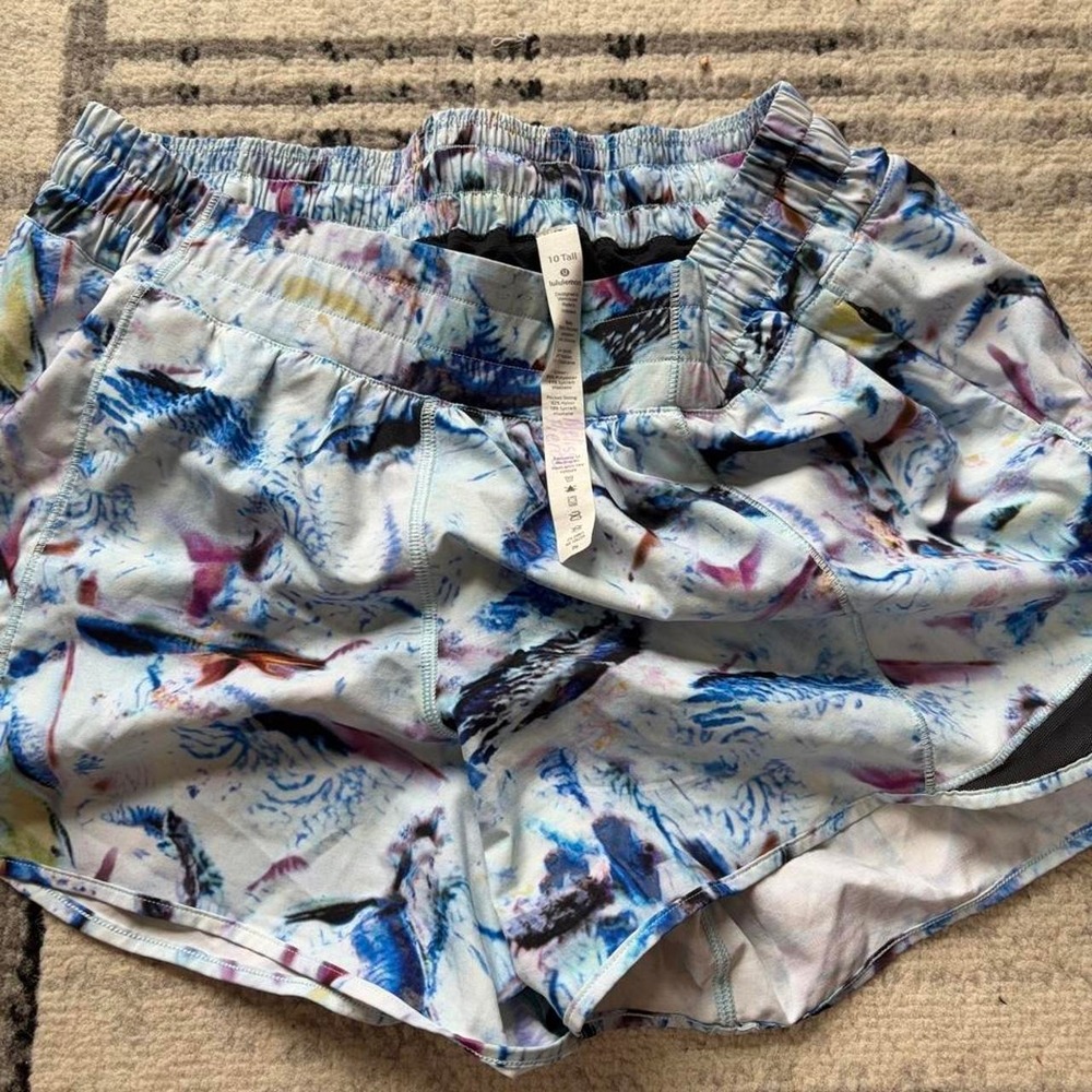 Lululemon Bird Print Active Shorts White Blue Size 10 Tall Running Training